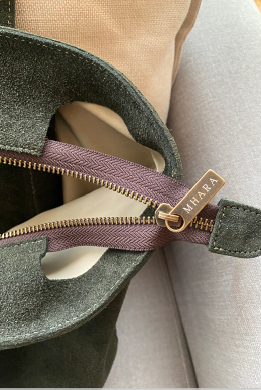 GREEN-PINE LAPTOP TOTE