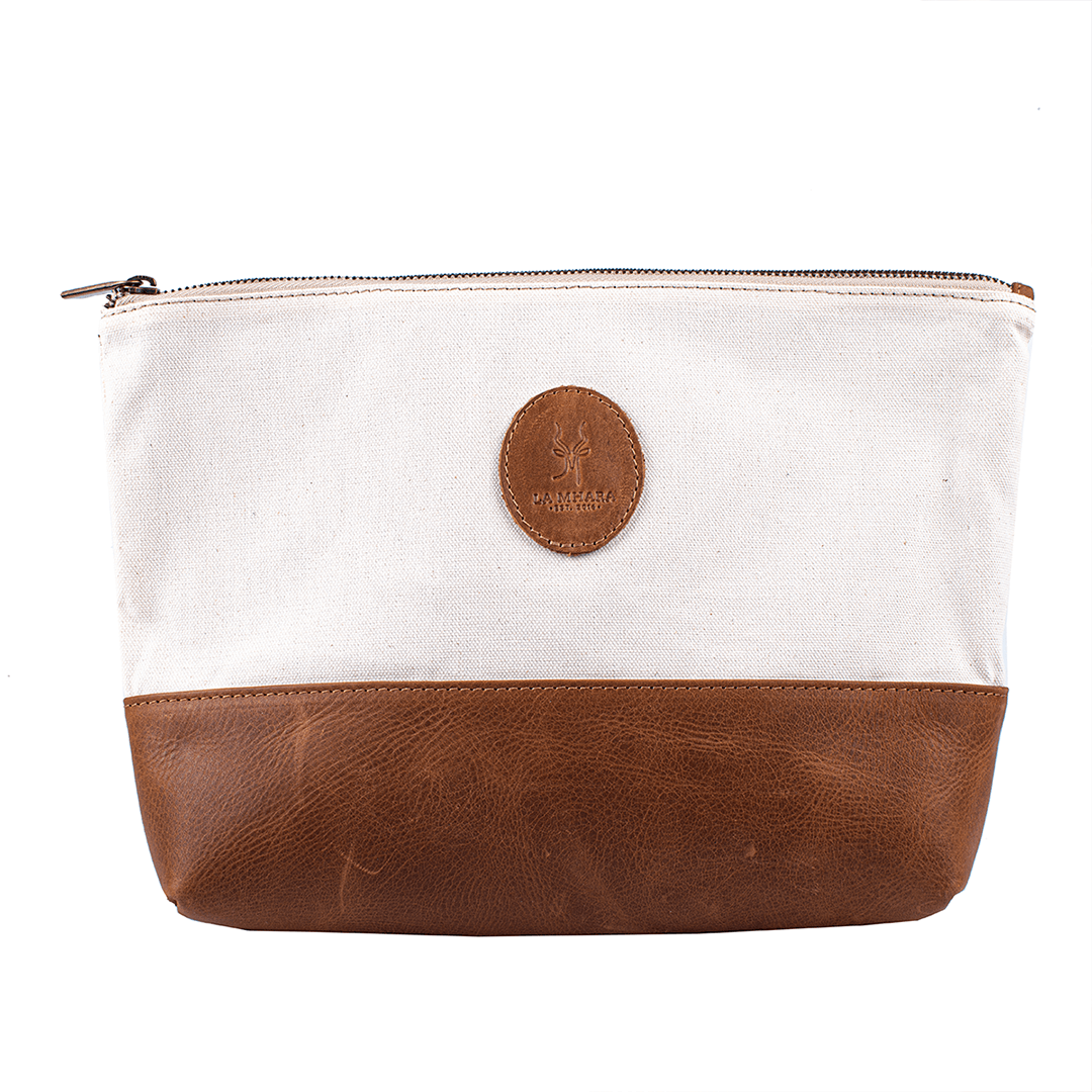 TRAVEL POUCH